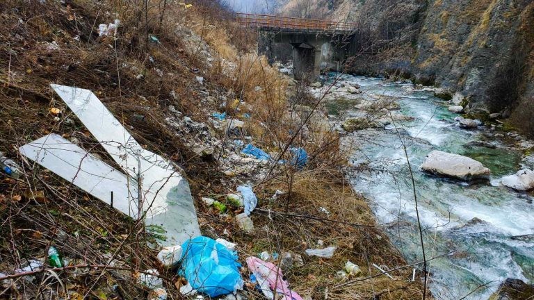 Kosovo, The Country That Exports Sewage - Prishtina Insight Prishtina 