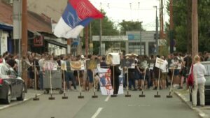 A group of young men attempted to prevent the ‘Miredita, Dobar Dan!’ festival from taking place in Belgrade on Friday. Photo: N1