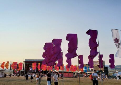 Purple flags at the Sunny Hill festival for this year’s festival’s theme “A Flag for Her”, against gender based violence. Photo: BIRN