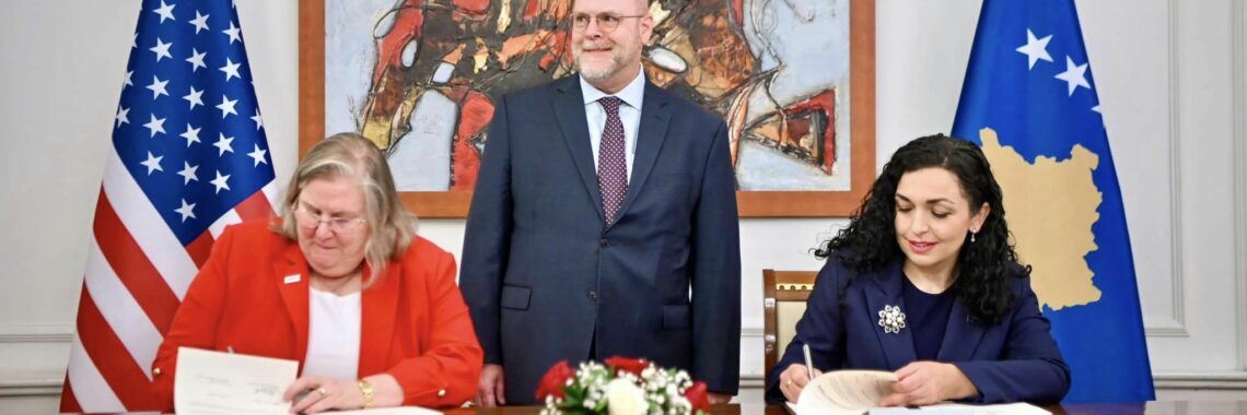 From left to the right: Head of USAID Kosovo, Mary Eileen Devitt, US Ambassador Jeffrey Hovenier and Kosovo’s President Vjosa Osmani during the signing ceremony of US grant on August 21, 2024. Photo: Vjosa Osmani/Official Facebook Account