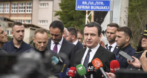 Albin Kurti at the renaming of the Ballaban-Banjska road after slain police sergeant Afrim Bunjaku. Photo: Kosovo PM’s Office.