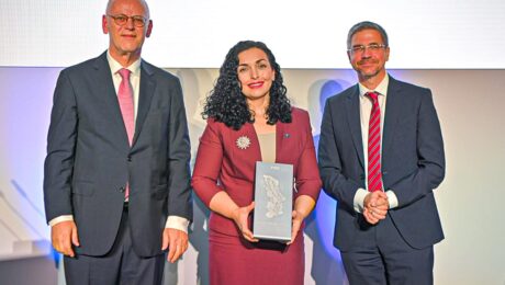 Kosovo President Vjosa Osmani receiving the M100 award. Photo: Official Facebbok Account of Vjosa Osmani