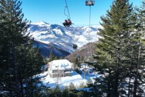 Ski lift at Brezovica. Photo: BIRN/Denis Sllovinja