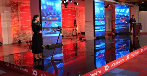 Danijela Vucinic (L) and Radojica Radomirovic (R), 'Narodna Prava' MP candidates, at Debat Pernime on Feb. 7, 2025. Photo: BIRN