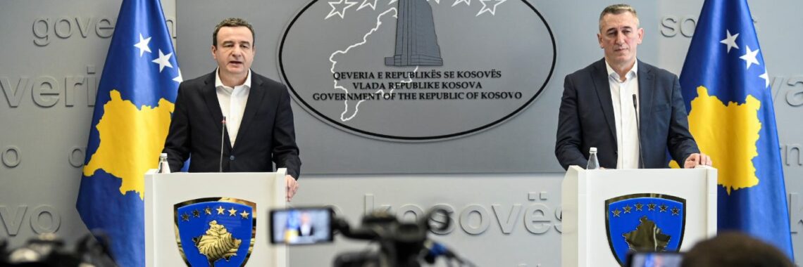 Kosovo's Prime Minister Albin Kurti (L) and the Minister for Communities and Return, Nenad Rasic (R), at a press conference in Prishtina on March 9, 2025. Photo: PM Office