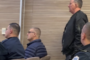 Bedri Shabani (L) and Muharrem Qerimi (R) at the initial hearing for espionage at the Prishtina Basic Court on March 17, 2025. Photo: BIRN