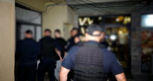 Kosovo police during the operation against the Albkings Telegram group in 2024. Photo: BIRN.