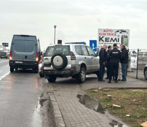 A police unit at the scene of the double murder in Vushtrri/Vucitrn on March 24, 2025. Photo: BIRN