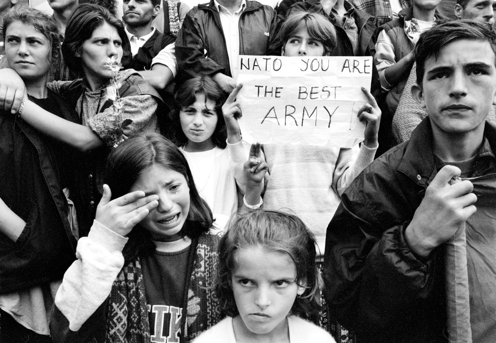 Citizens of Skenderaj/Srbica celebrating peace and NATO troops arrival in Kosovo on June 1999. Photo: Courtesy of Joakim Roos