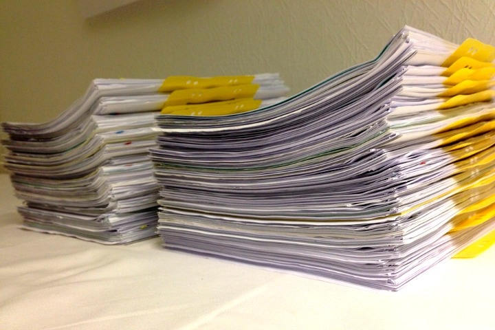 A pile of documents. Illustration: BIRN