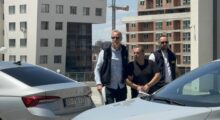Bojan Jevtic, a Kosovo Police officer suspcted of espionage, is taken to Pristina Basic Court on July 18, 2025. Photo: BIRN