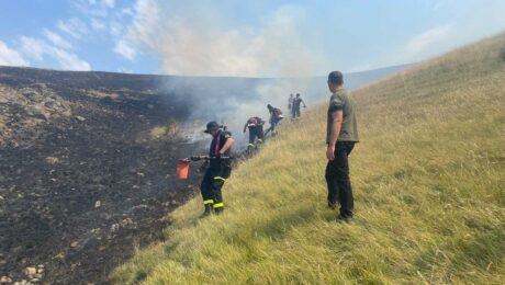 Kosovo Emergency Management Agency (EMA) extinguishing wildfires in July 2025. Photo Courtesy of EMA