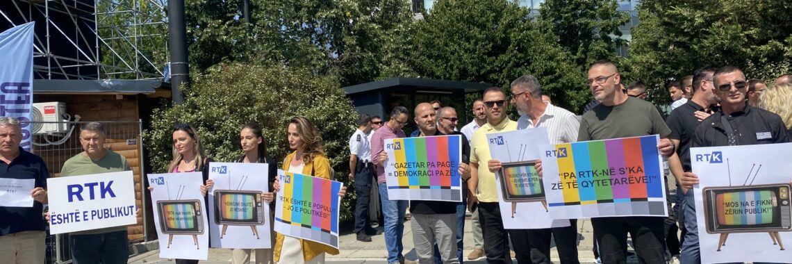 RTK workers’ union protest in front of the government building on August 6, 2025. Photo: BIRN