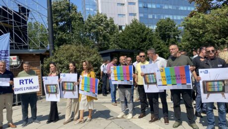RTK workers’ union protest in front of the government building on August 6, 2025. Photo: BIRN