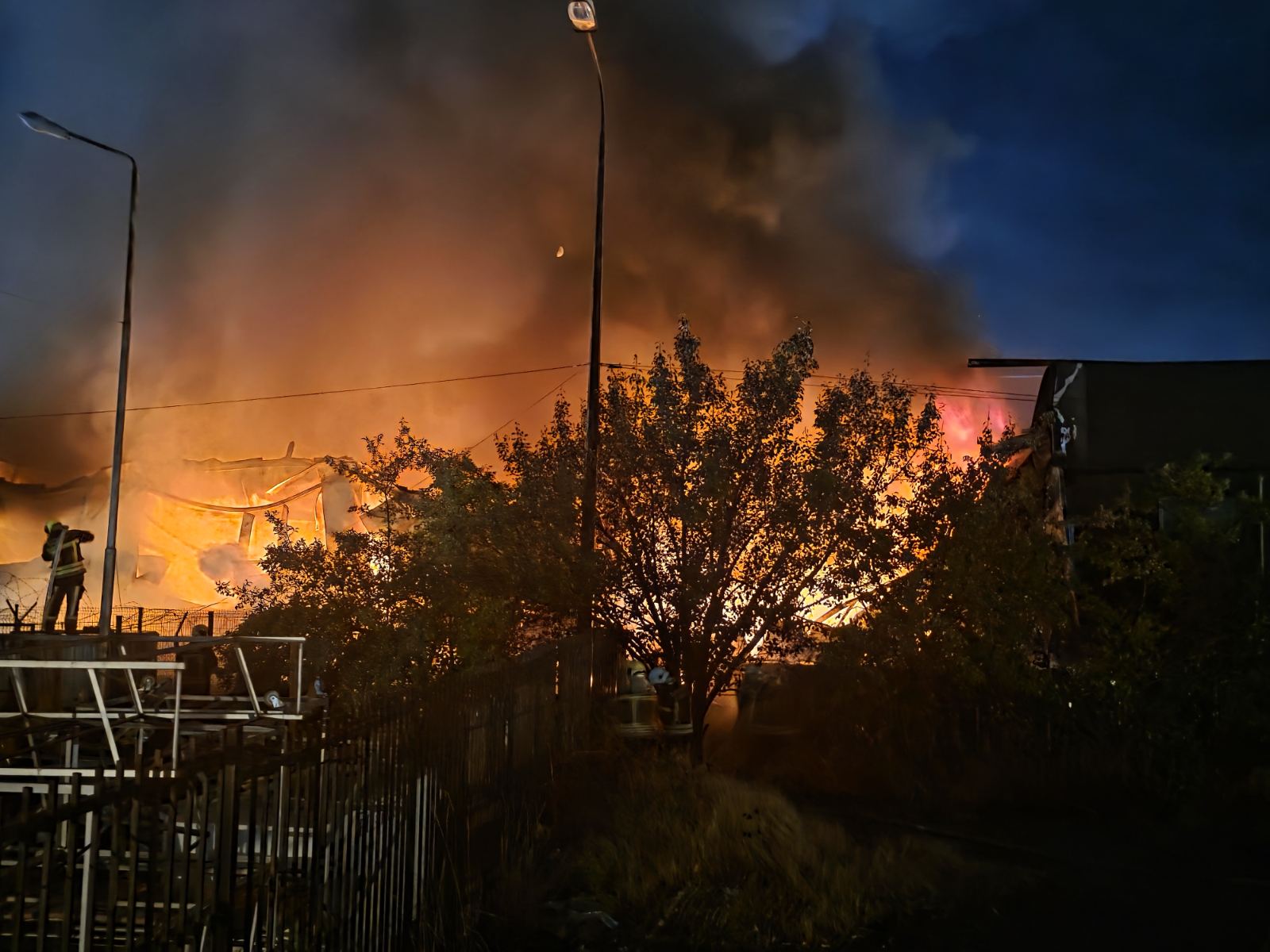 Firefighters responding to a fire in August 2025. Photo: BIRN