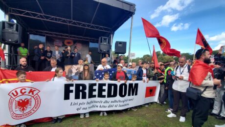 Protesters in The Hague on September 14, 2025. Photo: BIRN.