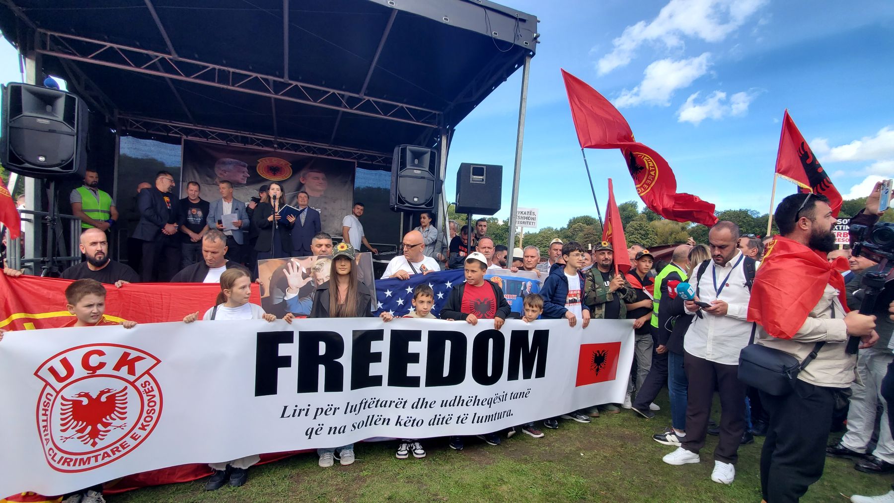 Protesters in The Hague on September 14, 2025. Photo: BIRN.