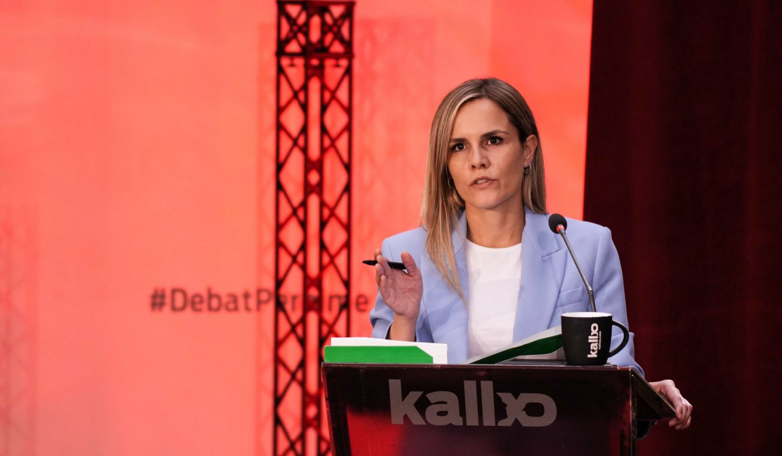 Vildane Latifi, Alliance for the Future of Kosovo, AAK, candidate for the mayor of Fushë Kosovë, at the Kallxo Përnime debate with mayor candidates. Photo: BIRN