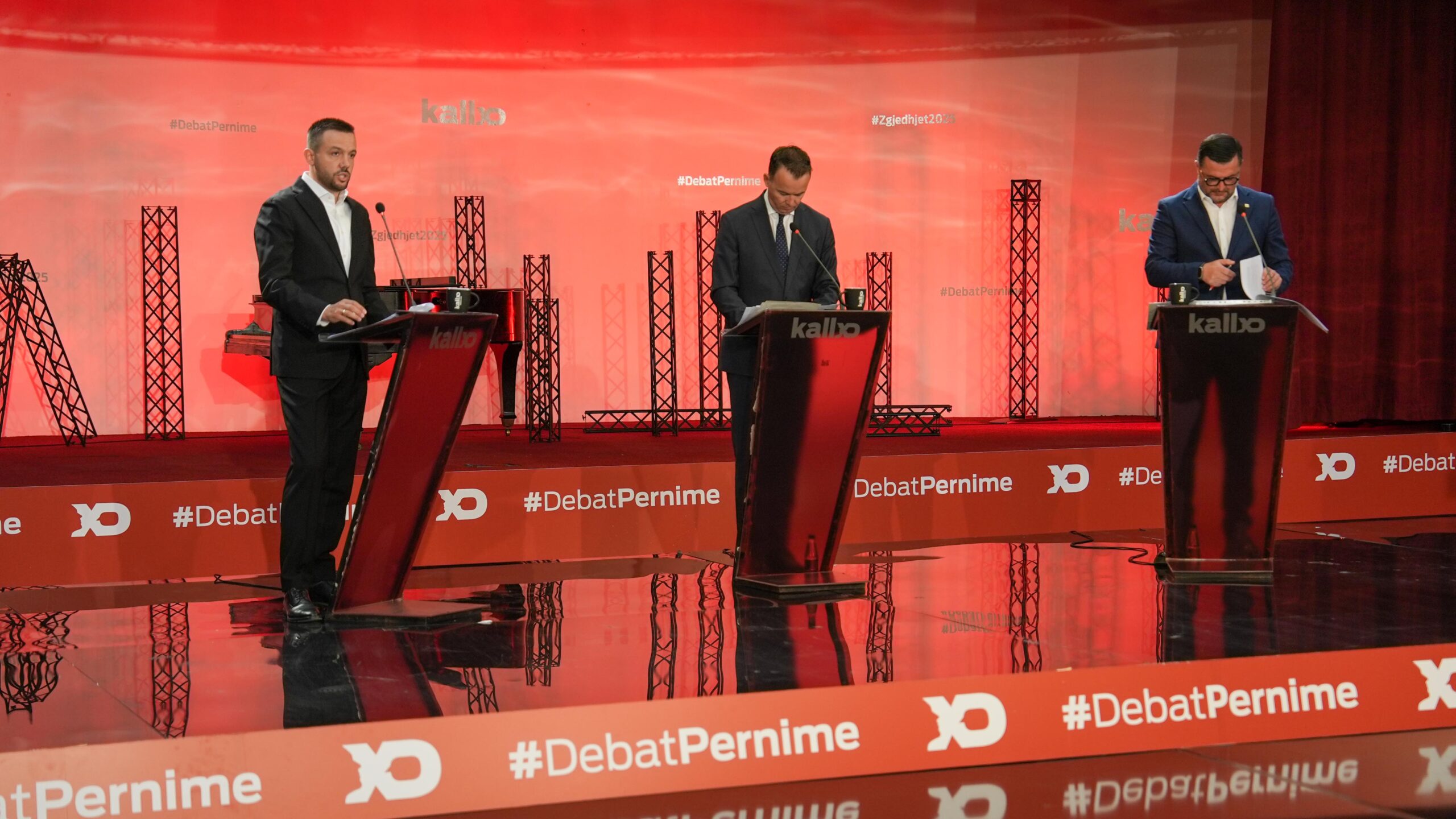 The candidates for mayor of the municipality of Mitrovica, on the ‘Debat Përnime’ TV programme on September 15, 2025.