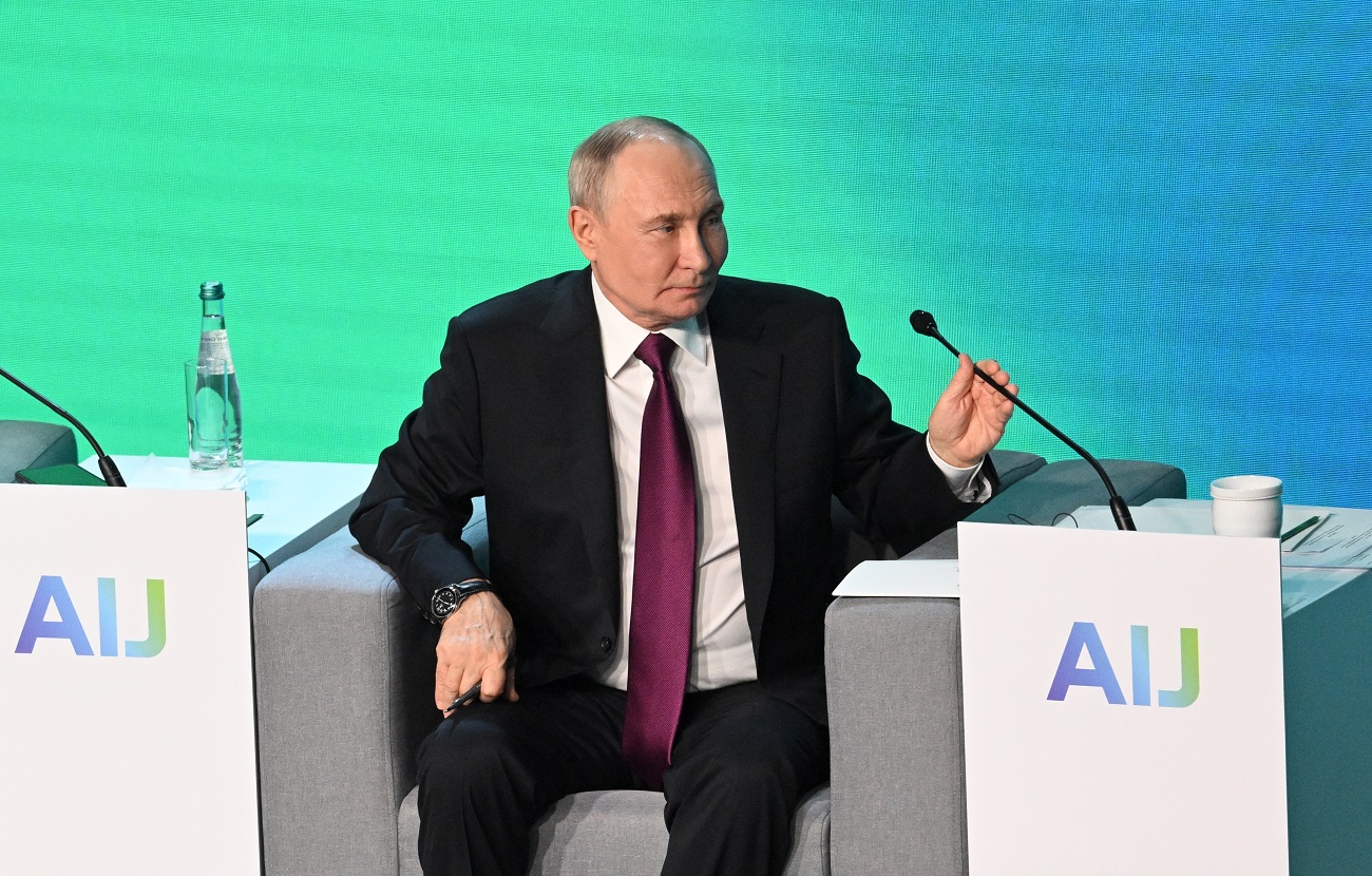 Russian President Vladimir Putin delivers a speech during the plenary session 'Future with AI' at AI Journey 2025, an international conference on artificial intelligence and machine learning, at the Sberbank City business complex in Moscow, Russia, 19 November 2025. EPA/KRISTINA KORMILITSYNA/SPUTNIK/KREMLIN / POOL MANDATORY CREDIT
