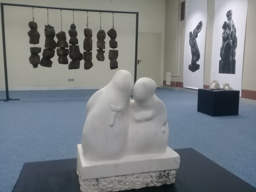 Exhibition commemorating the 20 year anniversary of the death of Kosovo Albanian sculptor Agim Çavdarbasha in Prishtina, October 25, 2019. Photo: BIRN