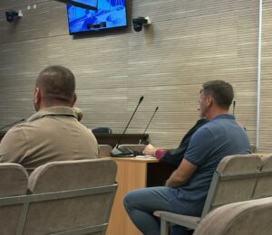 Dusan Dobrac (R) and Milos Radosavlevic (L) at the Pristina Basic Court on August 31, 2026. Photo: BIRN.