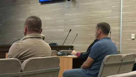 Dusan Dobrac (R) and Milos Radosavlevic (L) at the Pristina Basic Court on August 31, 2026. Photo: BIRN.